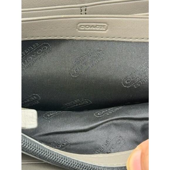 Coach Black Leather and Canvas Stripe on Spine Continental Wallet - Picture 10 of 13